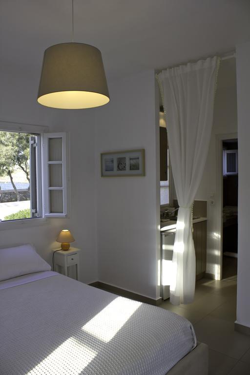 Almira Suites - Seafront - Naousa  Exterior photo